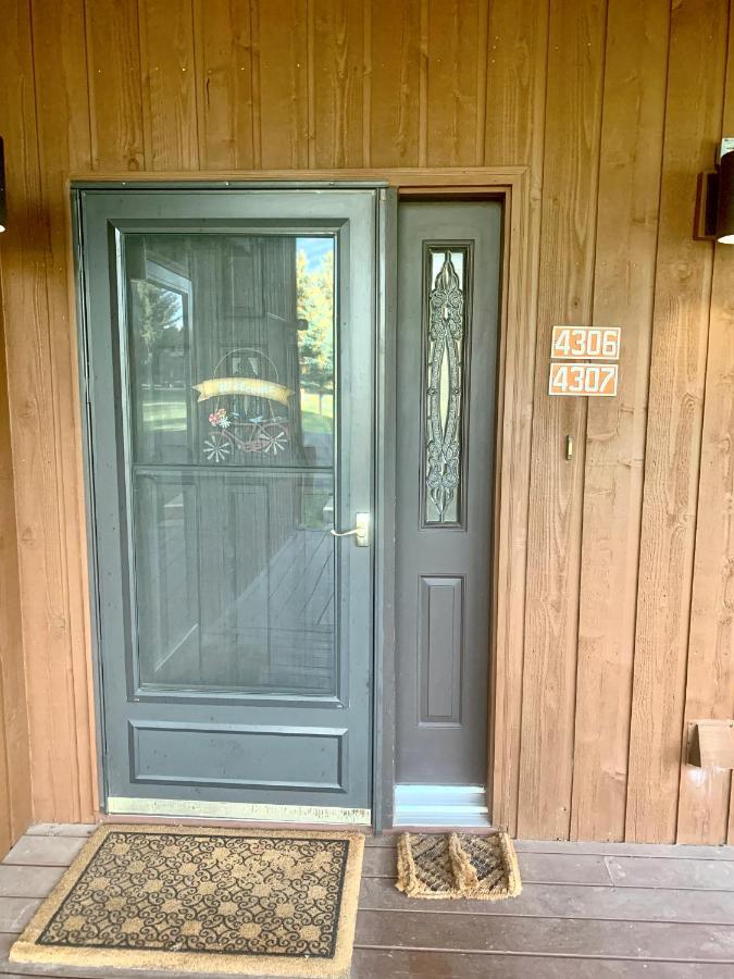 فيلا Talisman Amazing Views Walk To Uptown Sleeps 4 باغوسا سبرينغز المظهر الخارجي الصورة