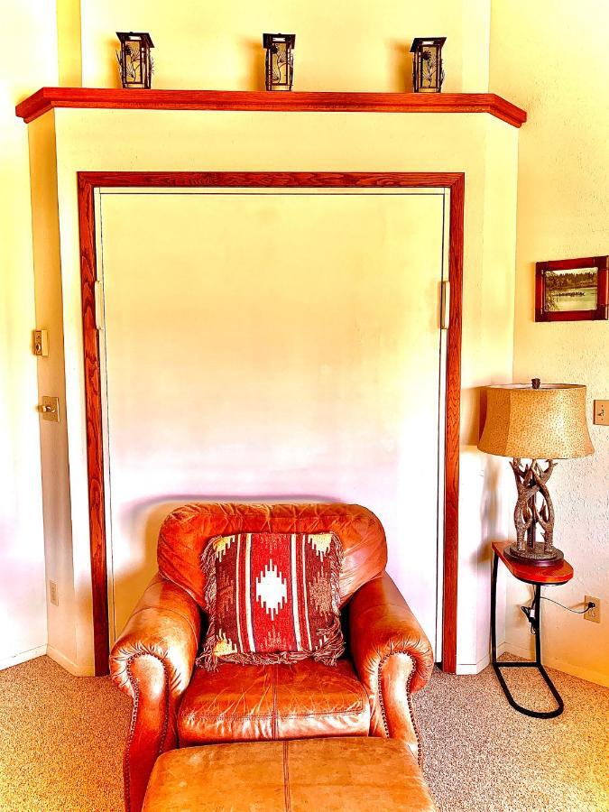 فيلا Talisman Amazing Views Walk To Uptown Sleeps 4 باغوسا سبرينغز المظهر الخارجي الصورة